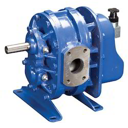 CUT SECTION MODEL OF LOBE TYPE COMPRESSOR